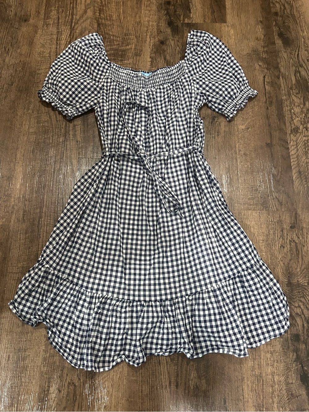 Draper James Gingham Puff Sleeve Midi Dress in Navy and White